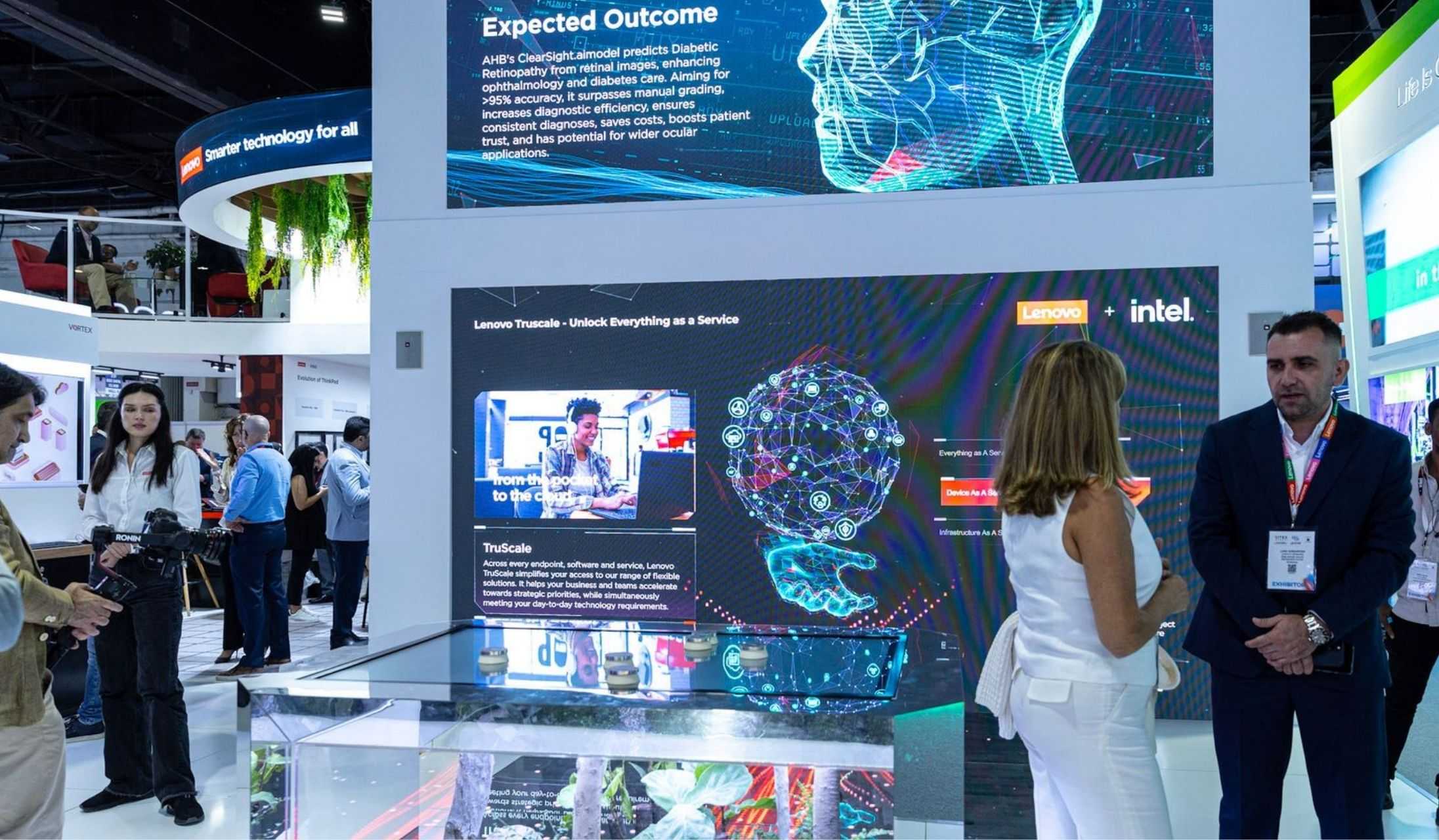 The Lenovo Experience at Gitex